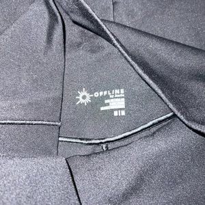 Aerie flair leggings with crossover at waist. Size medium